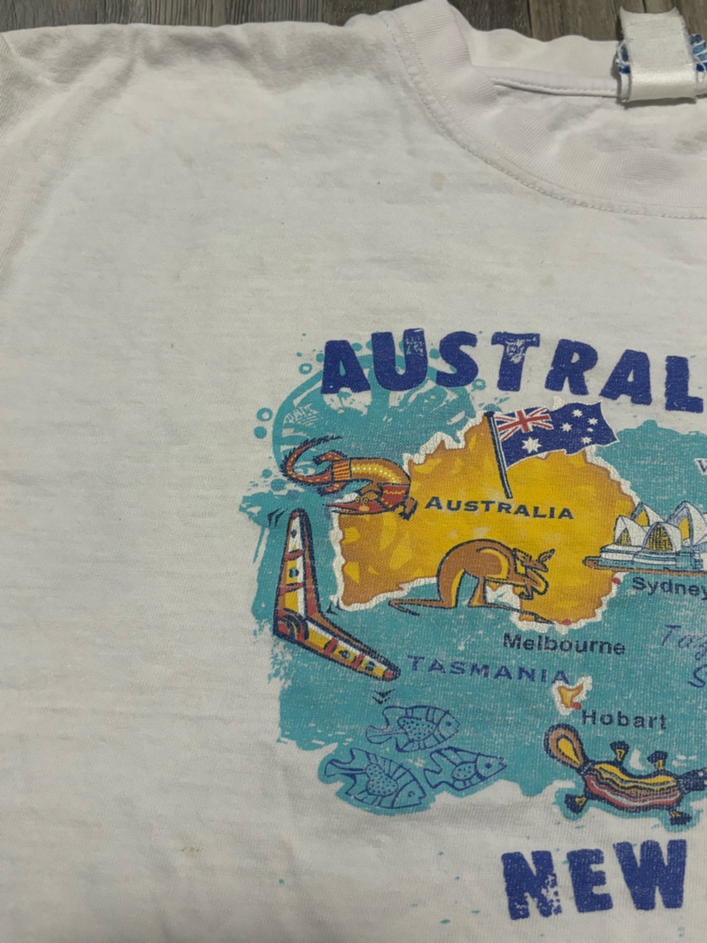 Crop Graphic Tee - White - Picture 3 of 6